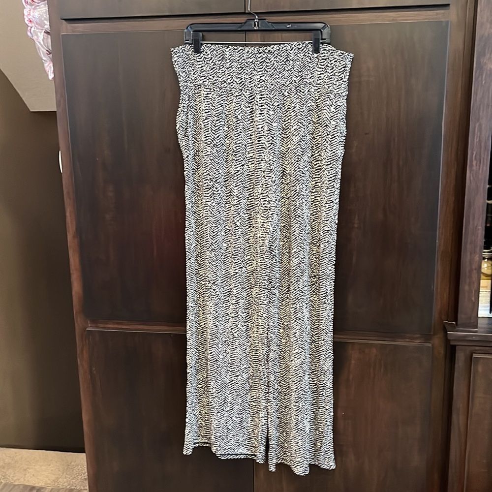 Wide Leg Palazzo Pants - Picture 2 of 5
